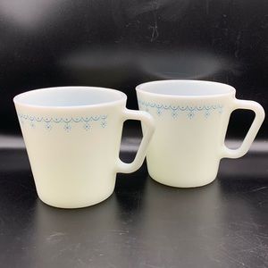 Pyrex Blue Snowflake Set of 2 coffee cups. GUC